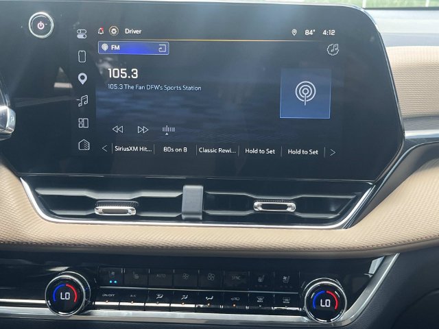Used 2025 Chevrolet Equinox ACTIV w/ Safety and Technology Package FWD image 13