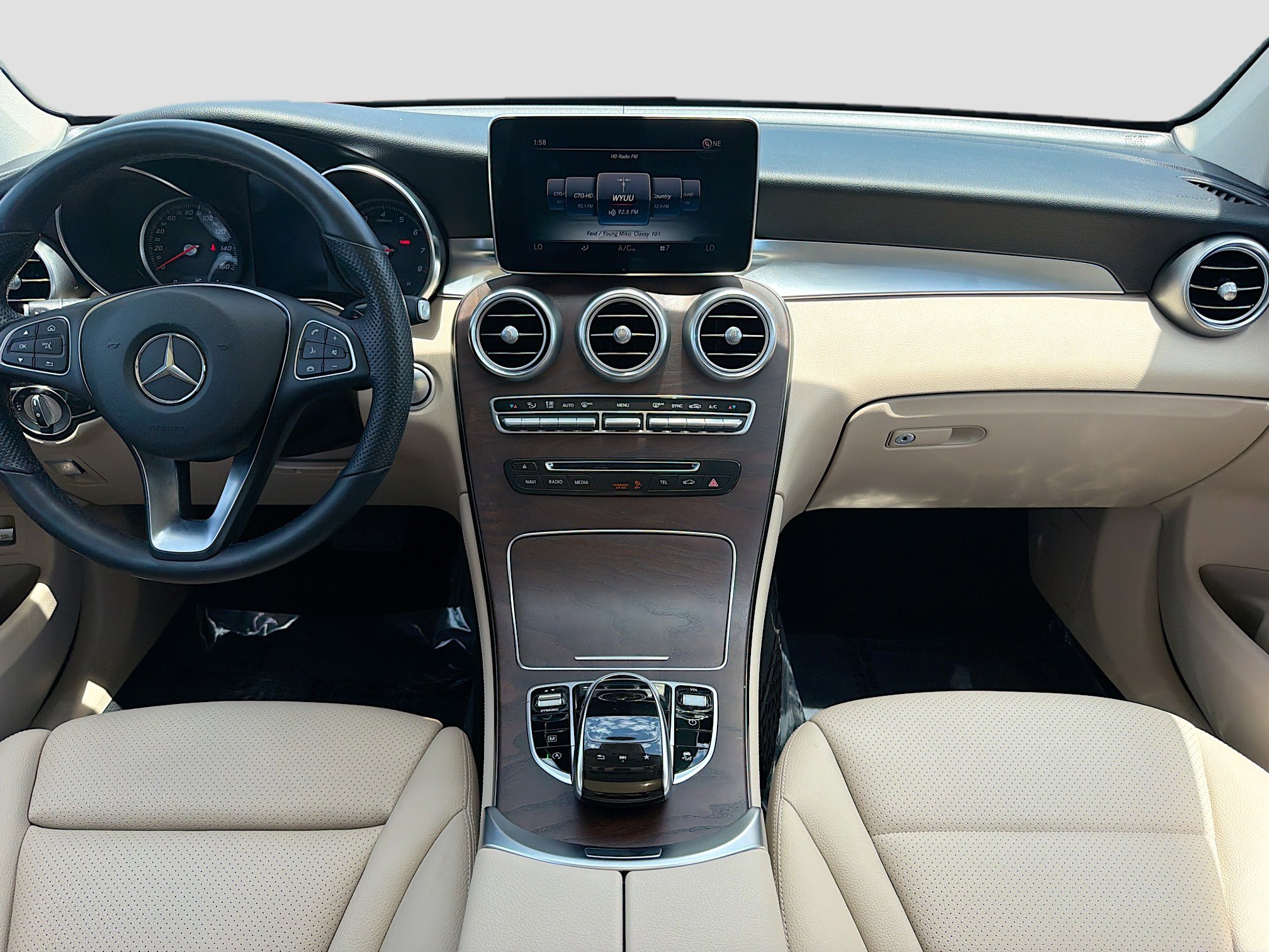 Used 2019 Mercedes-Benz GLC 300 4MATIC image 20