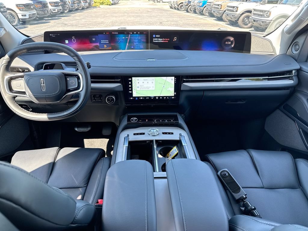 New 2027 Lincoln Navigator L Reserve AWD/4WD image 10