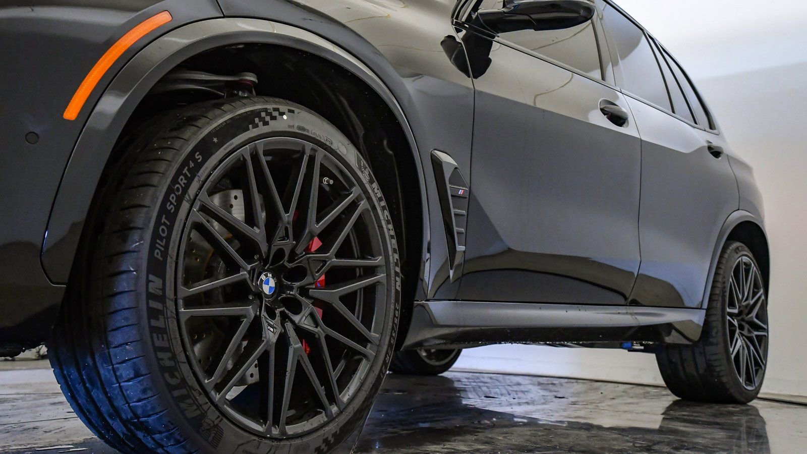 New 2026 BMW X5 M Competition w/ Executive Package image 11