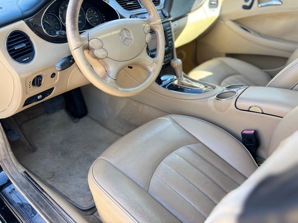 Used 2006 Mercedes-Benz CLS 500 image 9