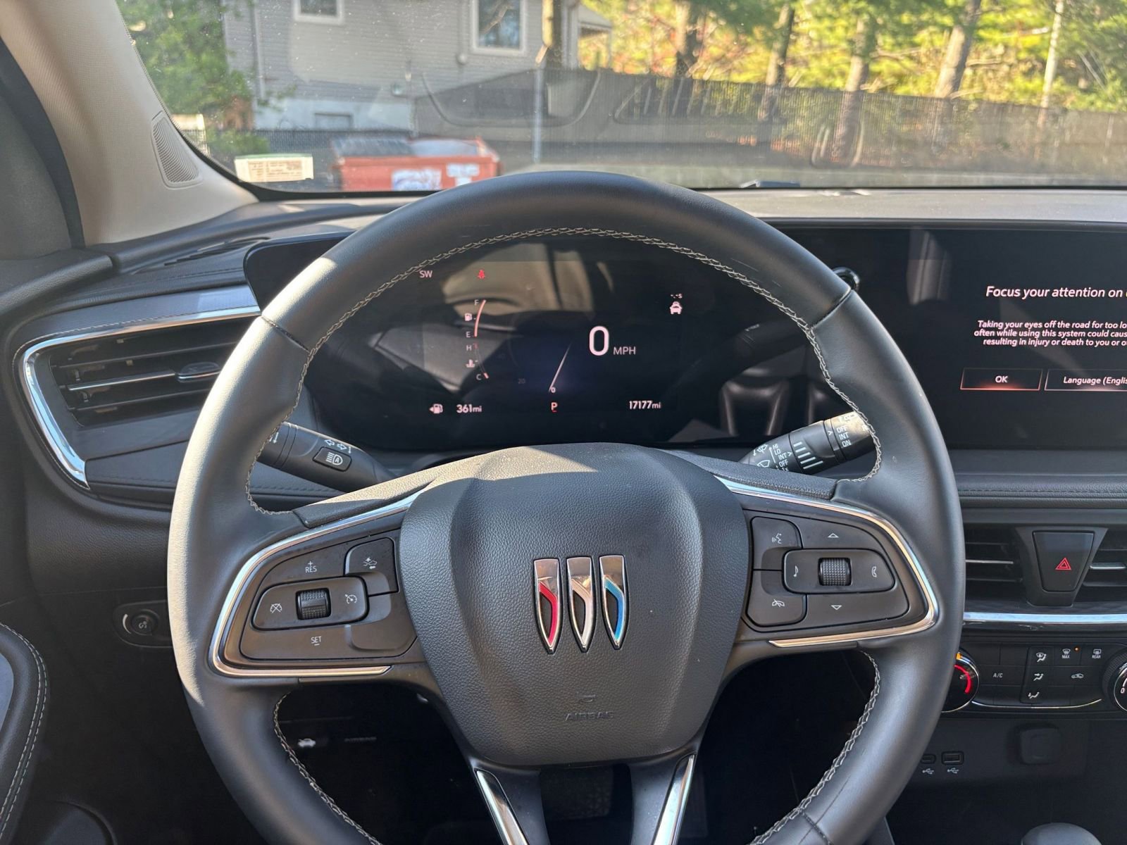 Used 2025 Buick Encore GX Preferred image 32