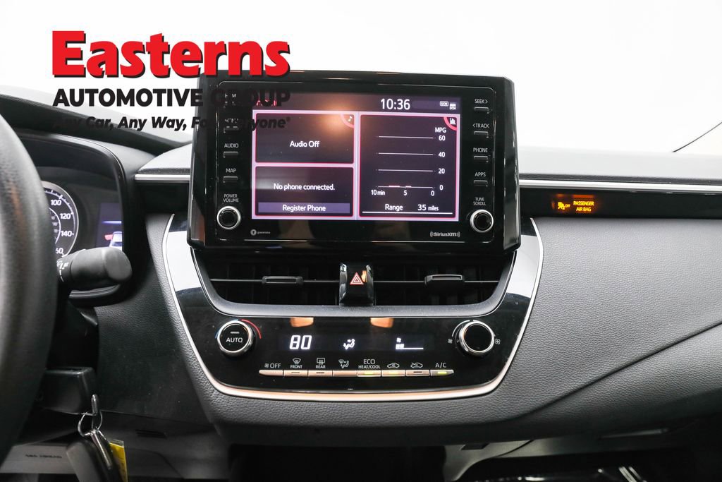 Used 2022 Toyota Corolla LE image 12