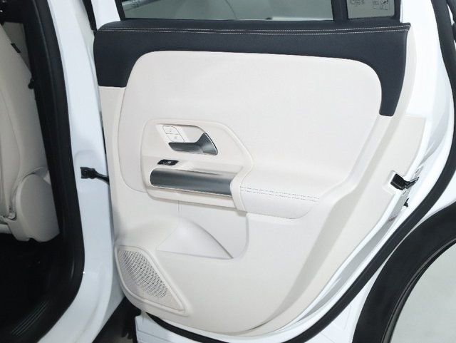 Used 2025 Mercedes-Benz GLA 250 4MATIC image 30