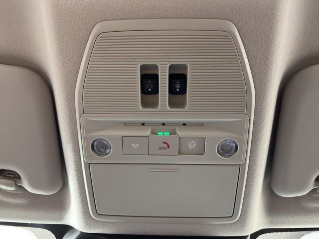 New 2026 Nissan Kicks SR w/ SR Premium Package image 32