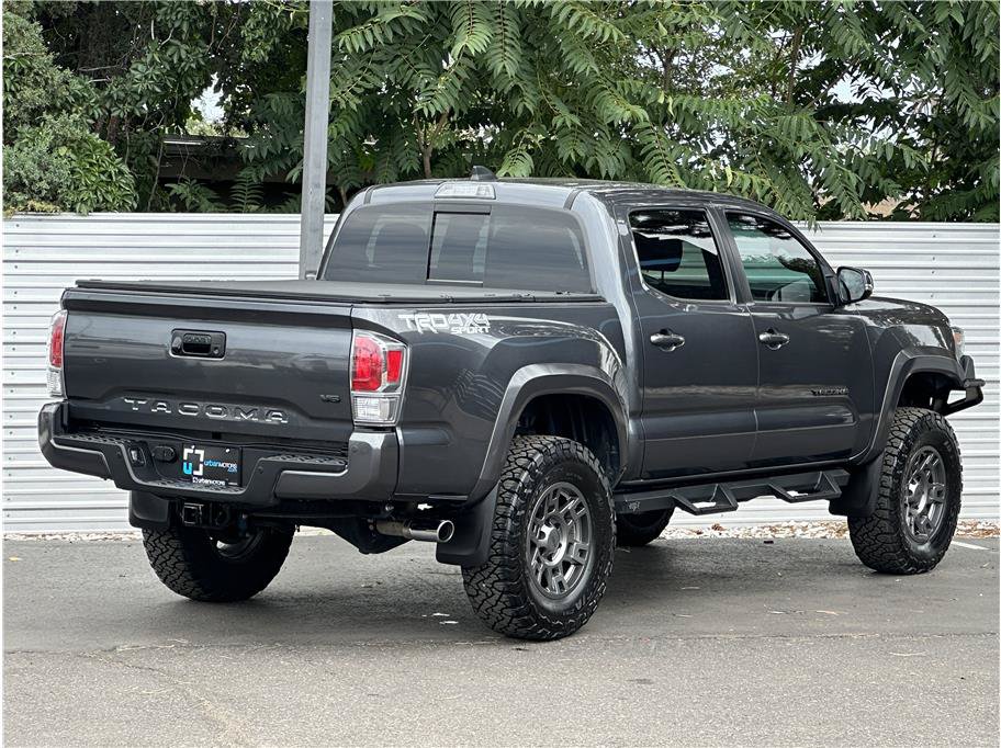 Used 2022 Toyota Tacoma TRD Sport w/ Technology Package AWD/4WD image 10