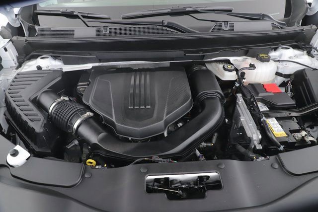 Used 2025 GMC Acadia Denali w/ Super Cruise Package image 15