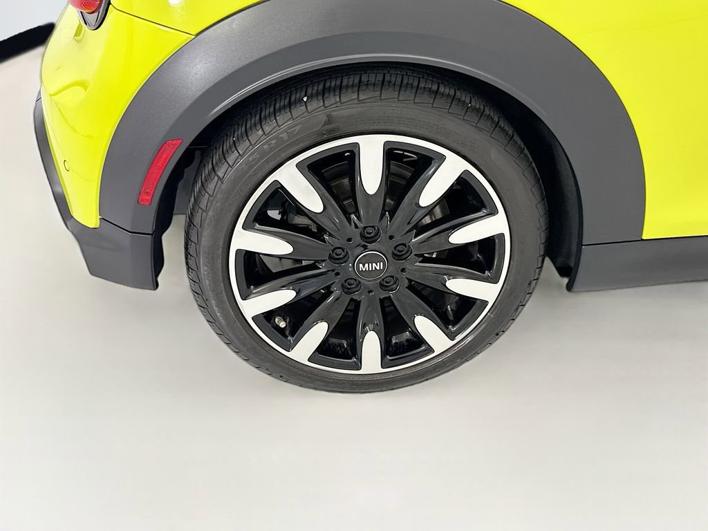 Certified 2024 MINI Cooper S image 33
