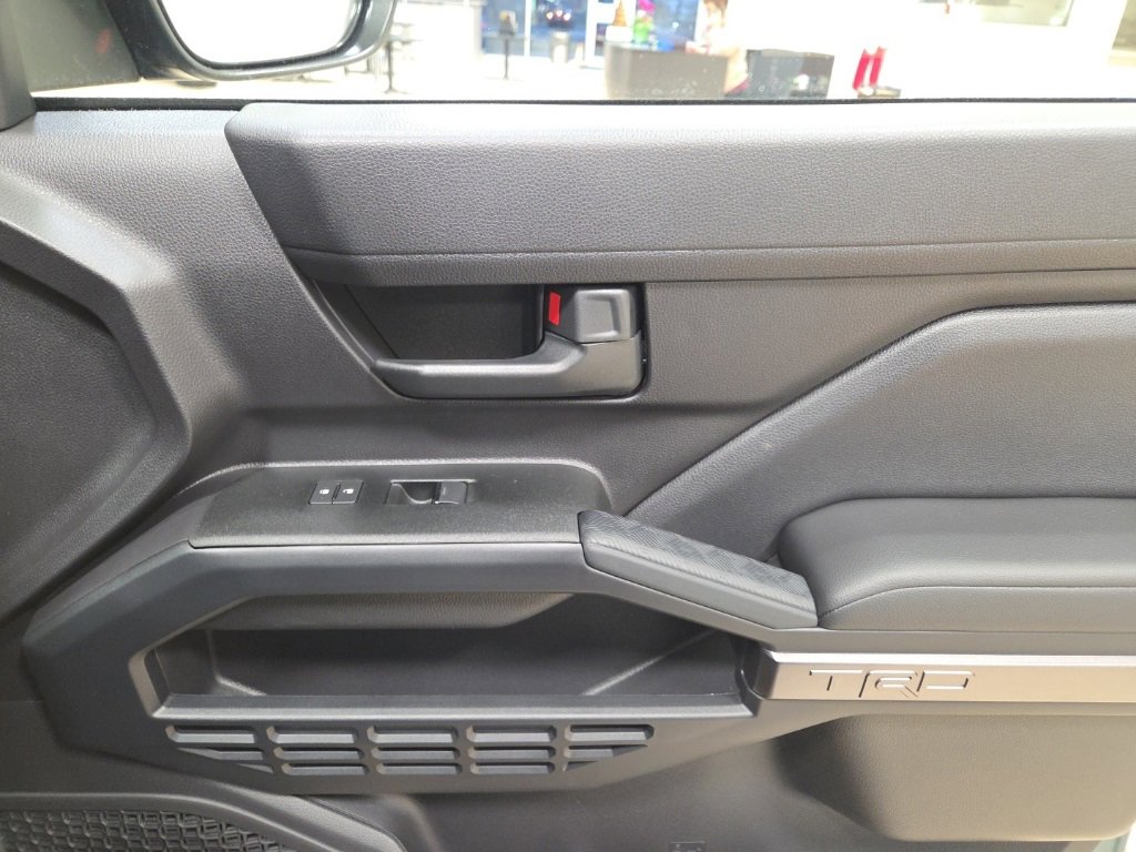 New 2025 Toyota 4Runner TRD Off-Road Premium image 19