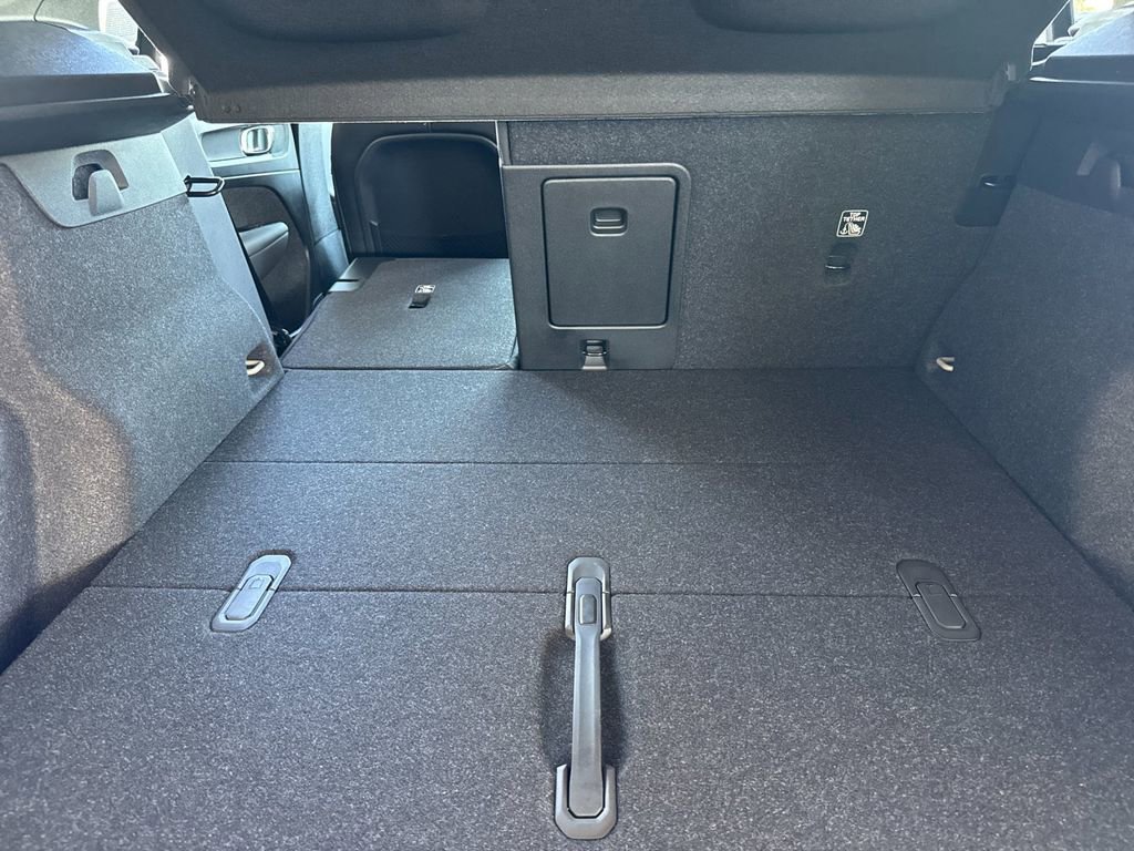 New 2026 Volvo XC40 B5 Plus w/ Climate Package image 14