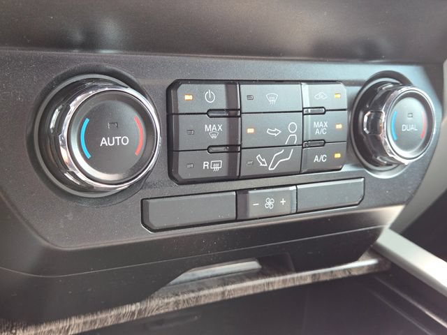 Used 2019 Ford F250 Lariat w/ Chrome Package AWD/4WD image 32