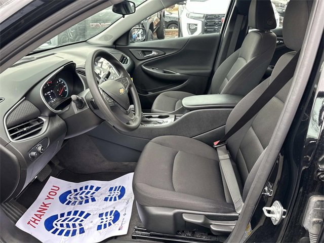 New 2025 Chevrolet Malibu LS image 9