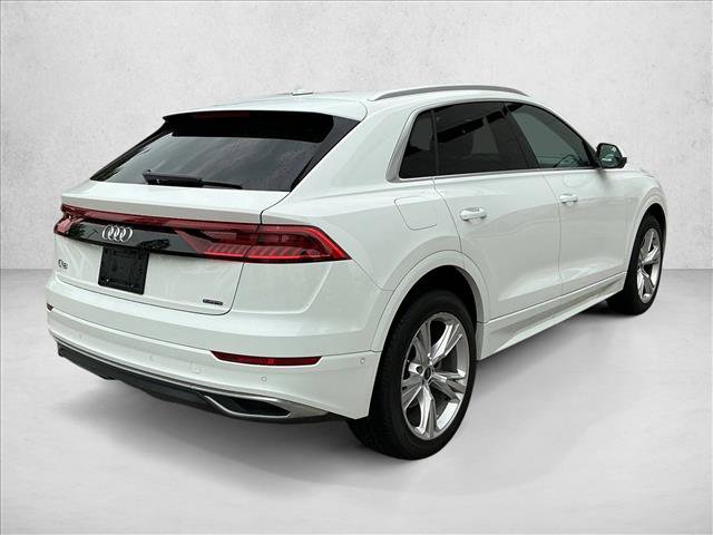 Used 2023 Audi Q8 Premium w/ Convenience Package AWD/4WD image 5