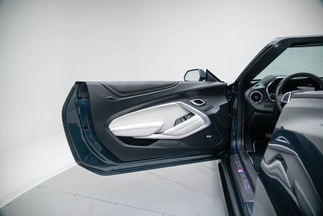 Used 2023 Chevrolet Camaro SS RWD image 23