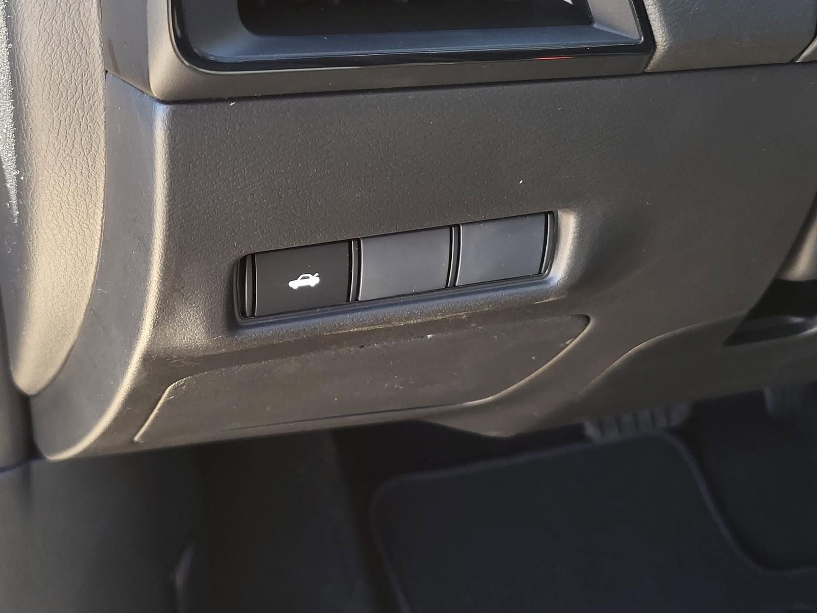 New 2026 Nissan Sentra SV image 18