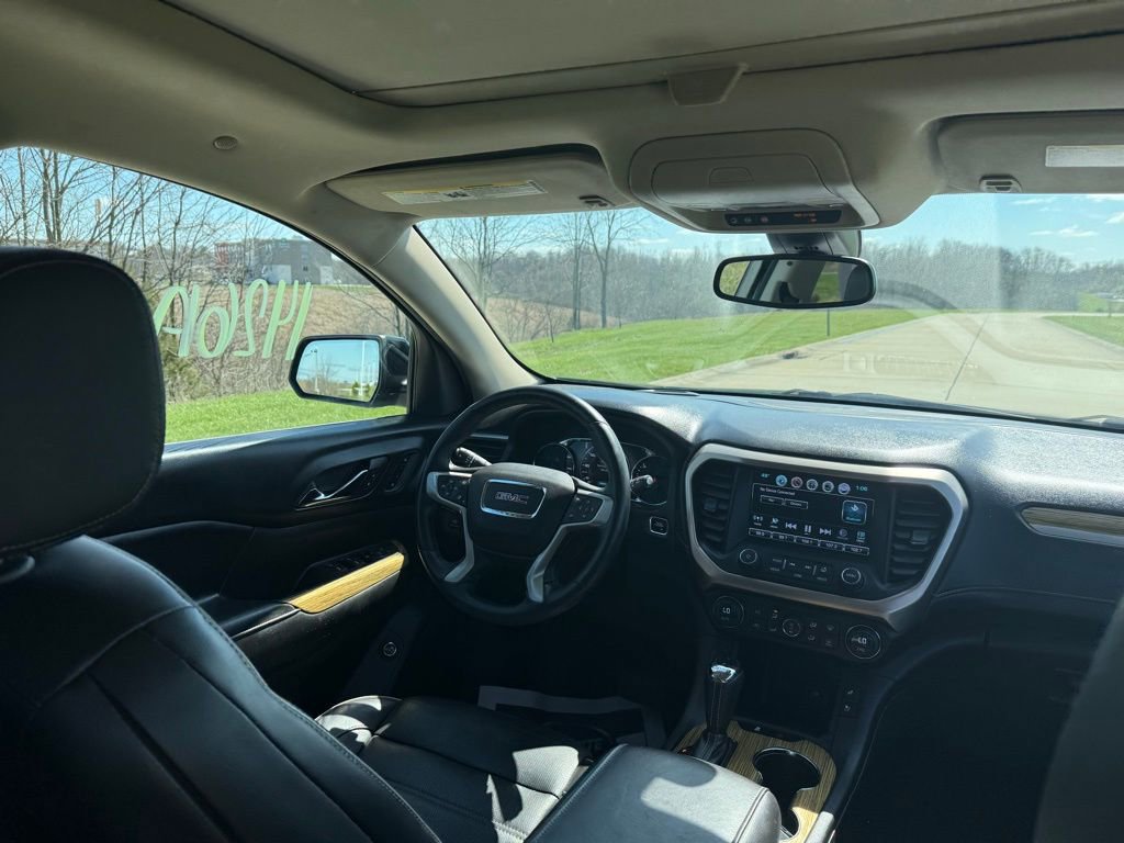 Used 2017 GMC Acadia Denali image 21