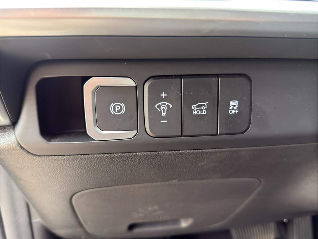 Used 2026 Hyundai Santa Fe SEL AWD/4WD image 13