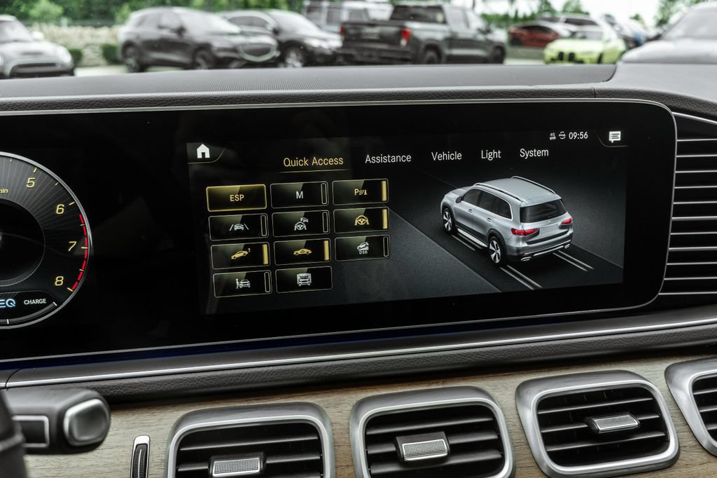 Used 2022 Mercedes-Benz GLS 450 4MATIC image 20