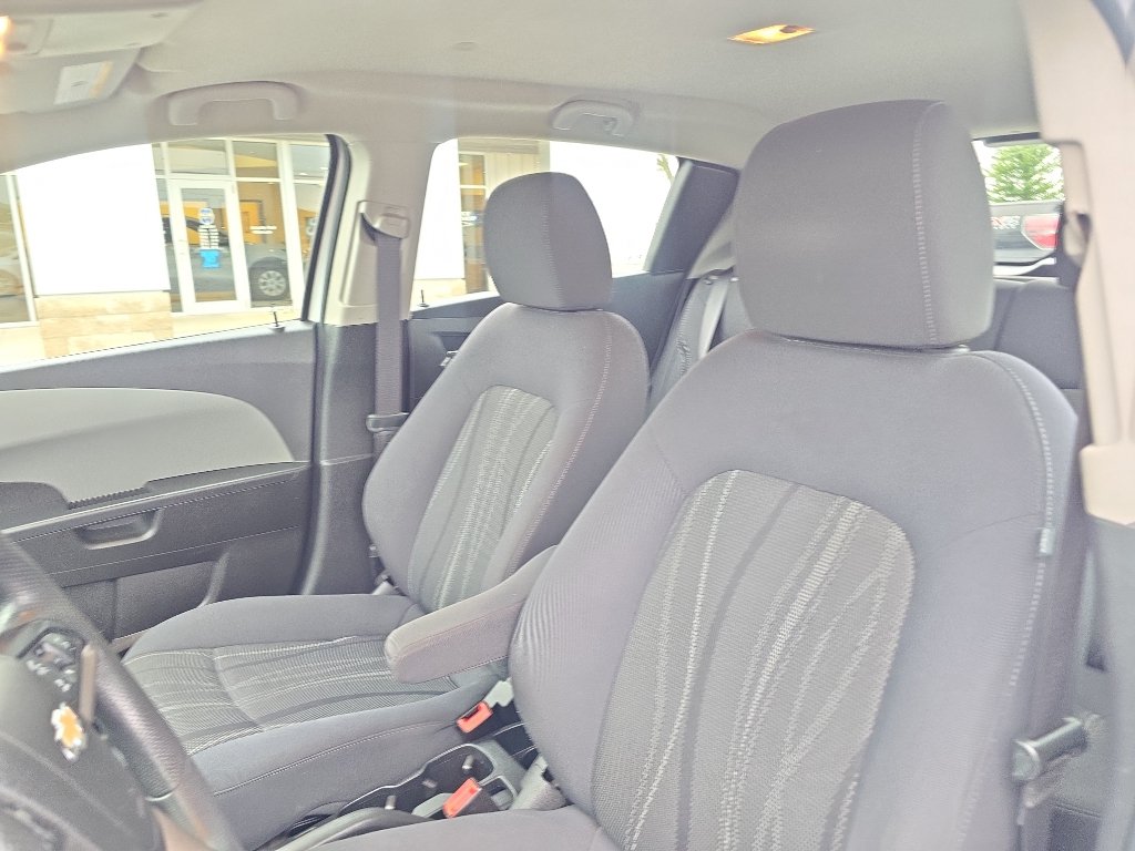 Used 2016 Chevrolet Sonic LT FWD image 12
