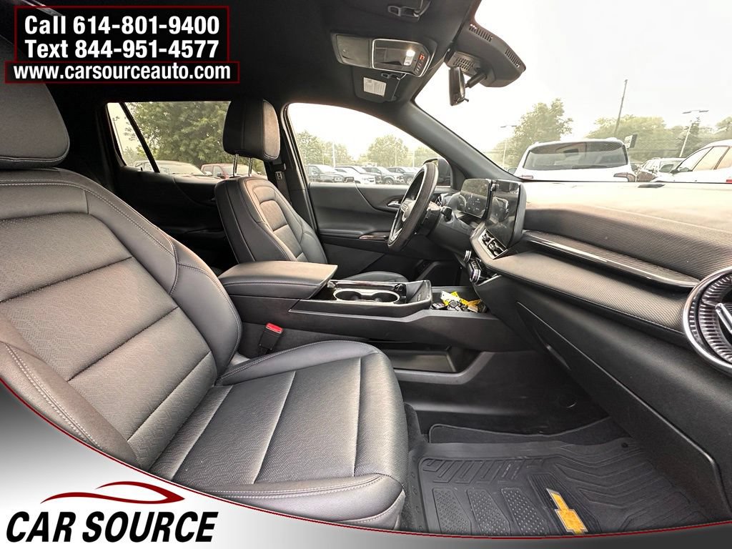 Used 2025 Chevrolet Equinox LT w/ Convenience Package II FWD image 28