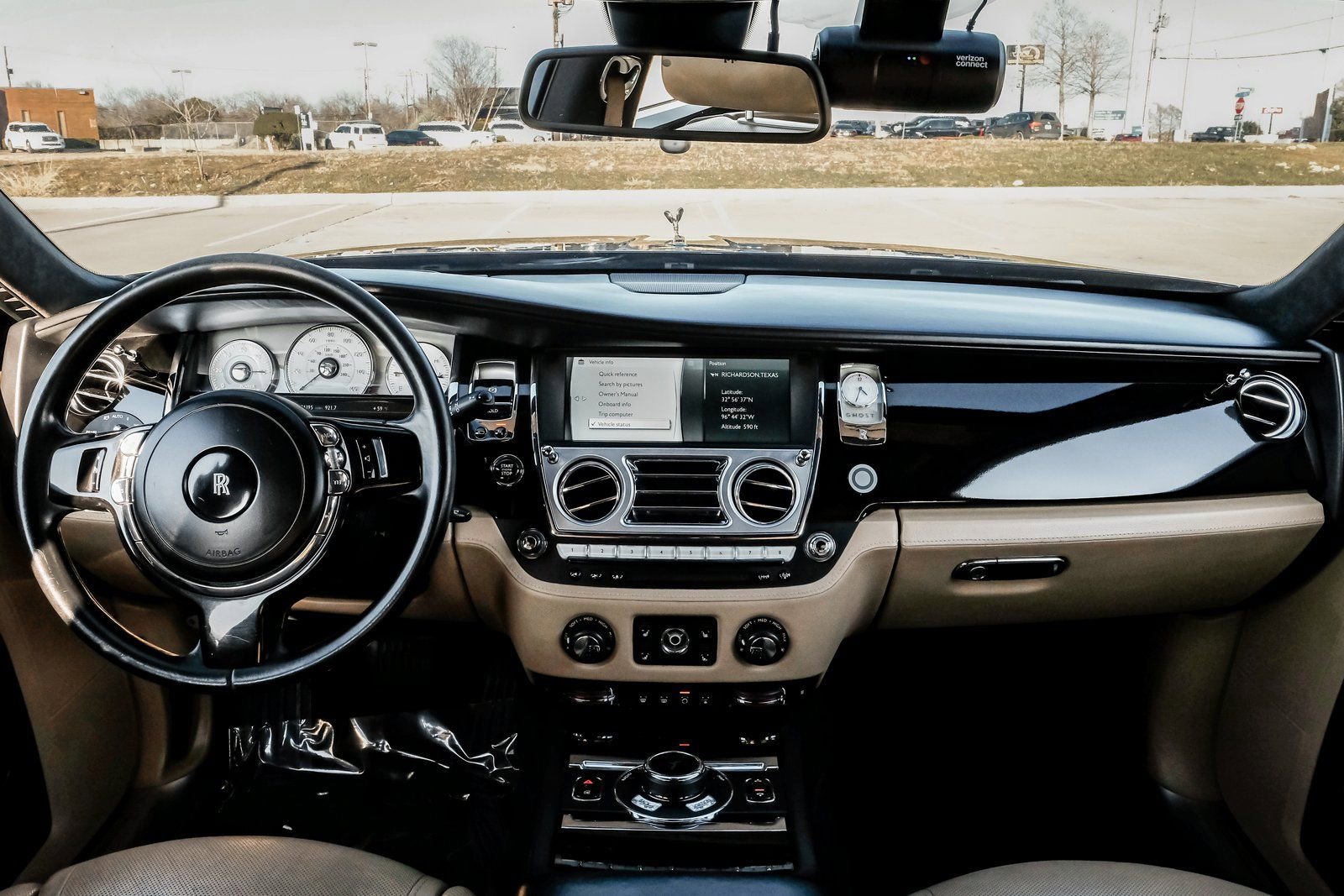 Used 2015 Rolls-Royce Ghost RWD image 15