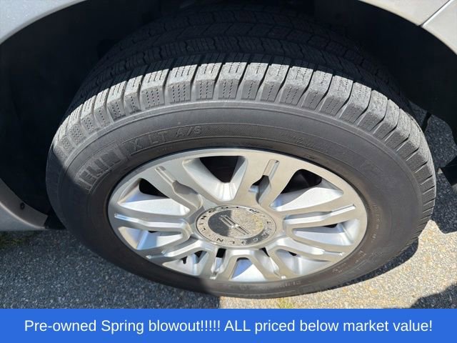 Used 2016 Lincoln Navigator Select AWD/4WD image 18