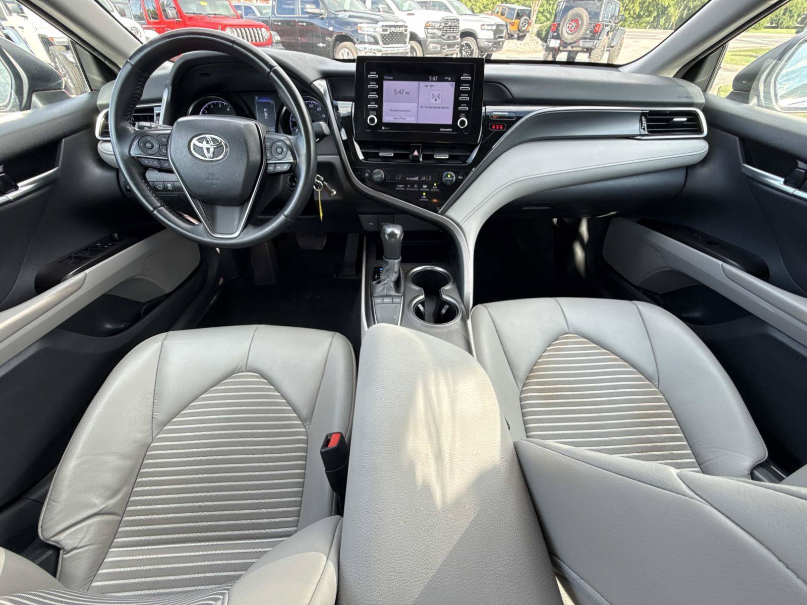 Used 2024 Toyota Camry SE FWD image 14