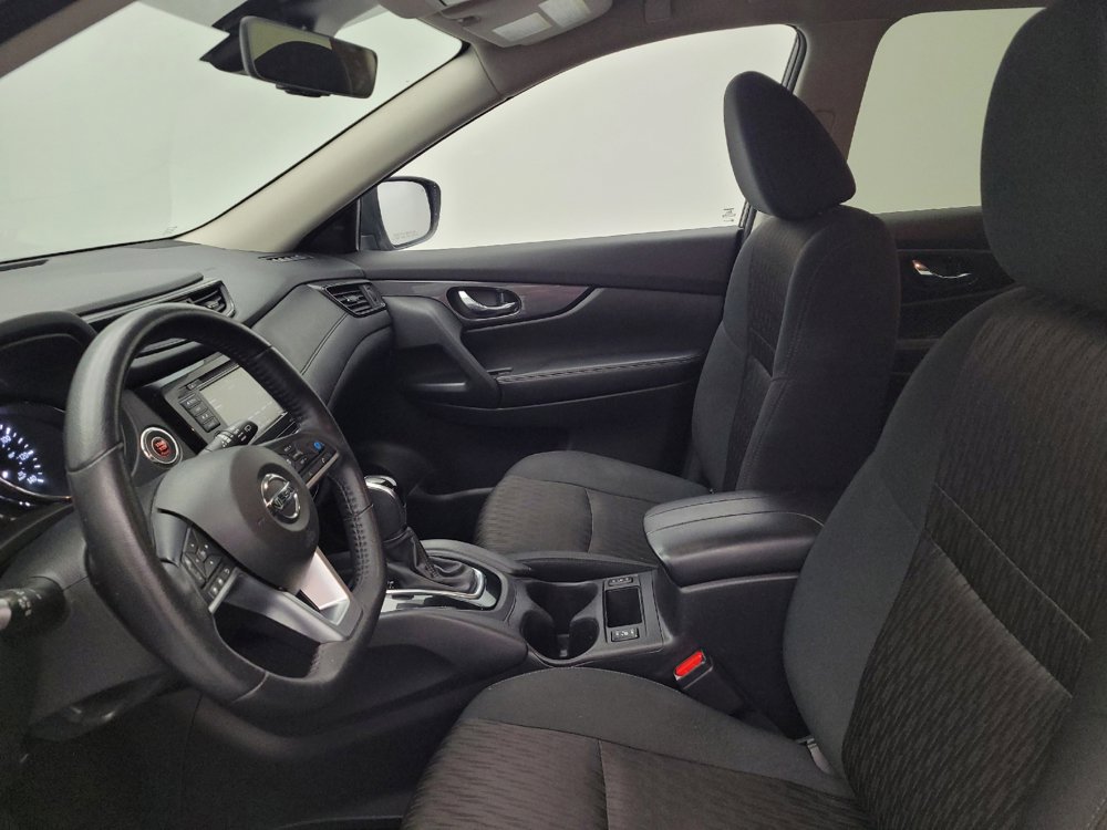 Used 2019 Nissan Rogue SV w/ Premium Package AWD/4WD image 17