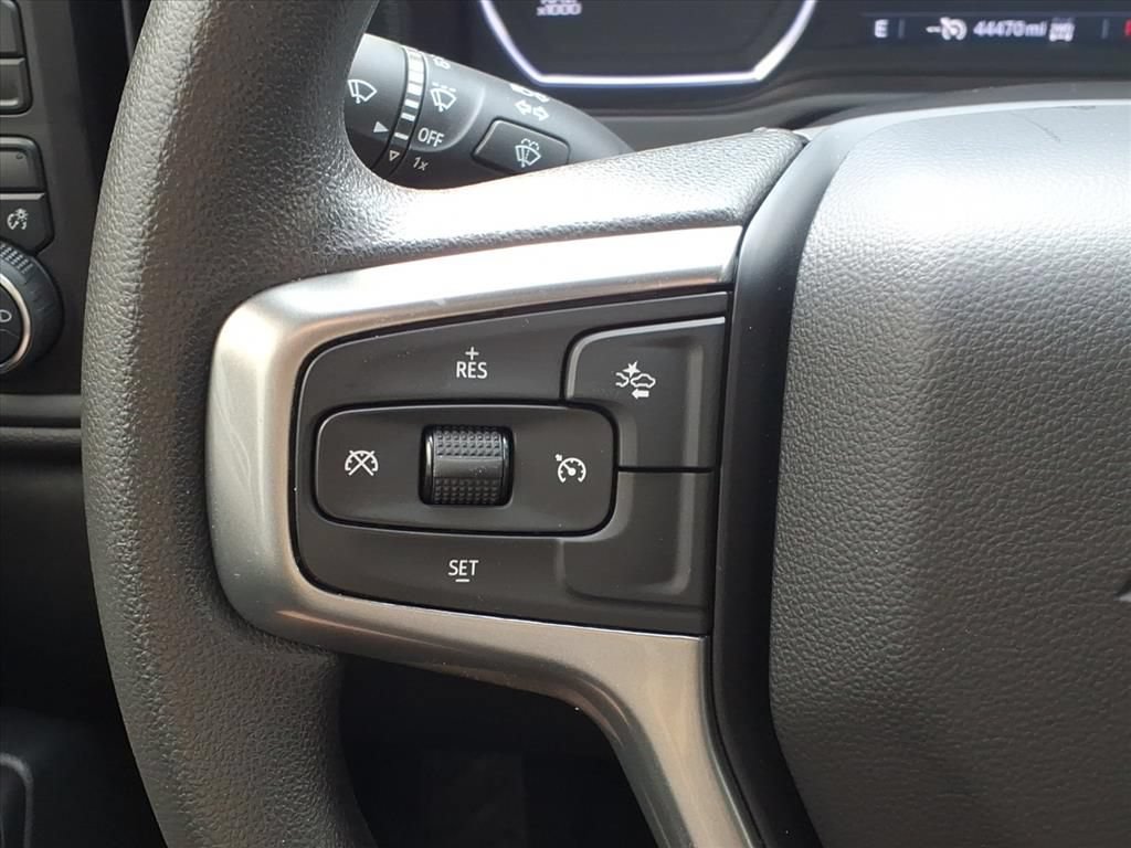 Used 2023 Chevrolet Silverado 2500 Custom w/ Custom Value Package AWD/4WD image 22