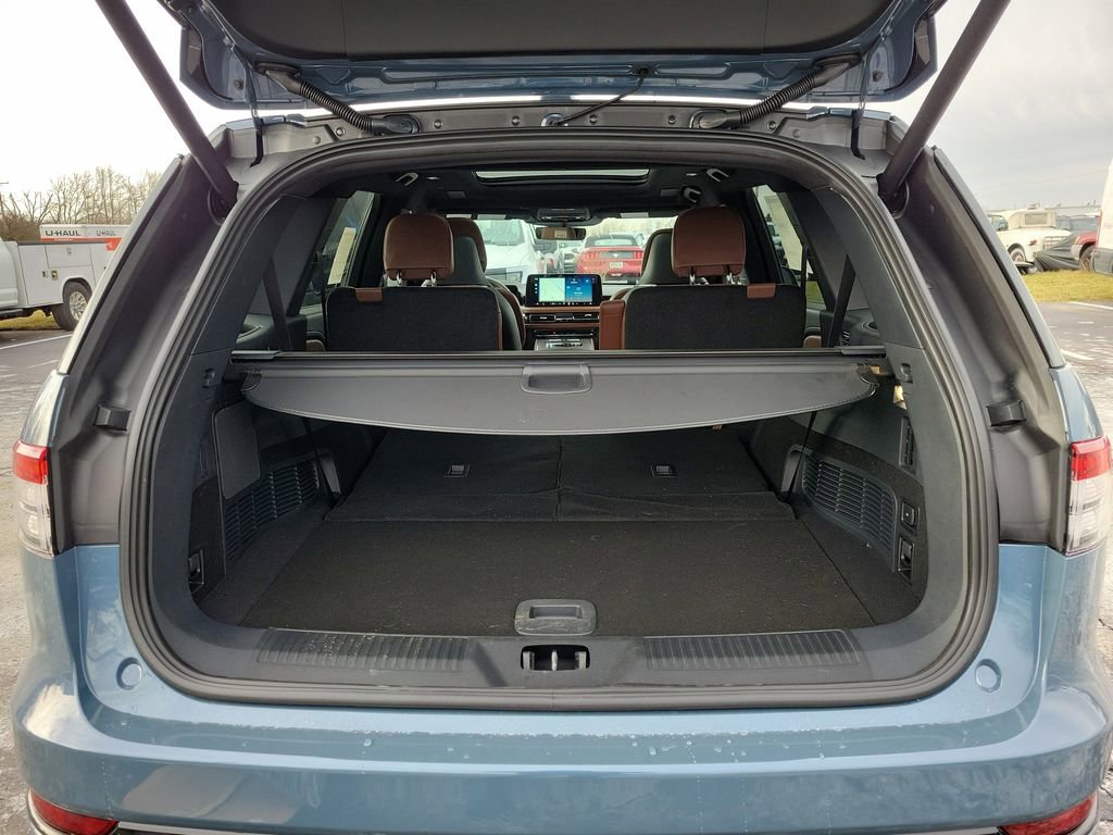 New 2026 Lincoln Aviator Reserve AWD/4WD image 10