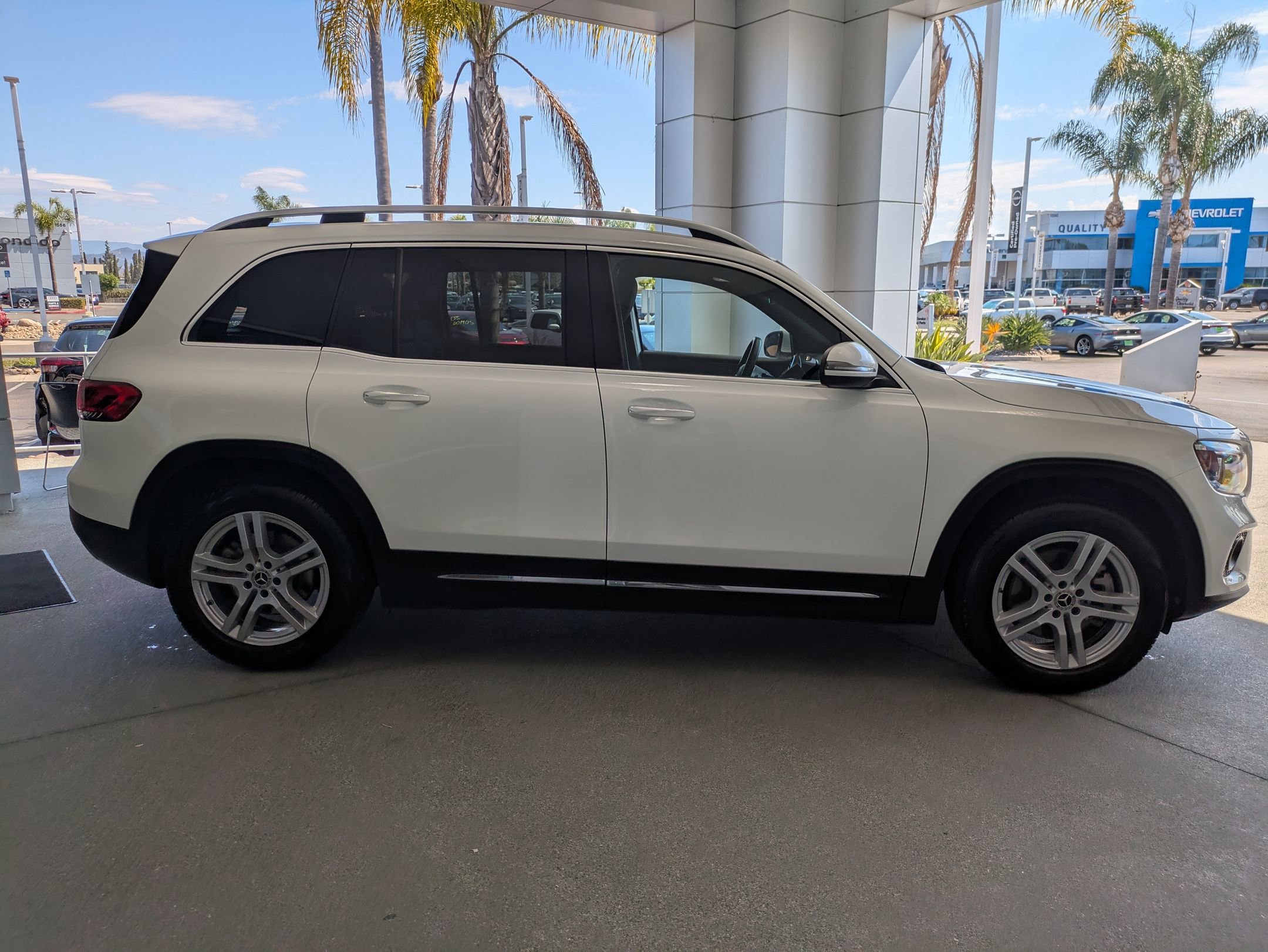Used 2023 Mercedes-Benz GLB 250 image 5