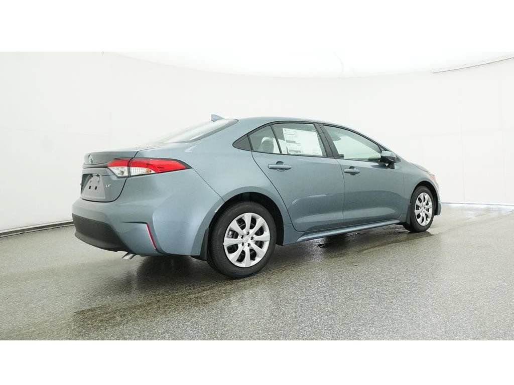 Used 2025 Toyota Corolla LE FWD image 30