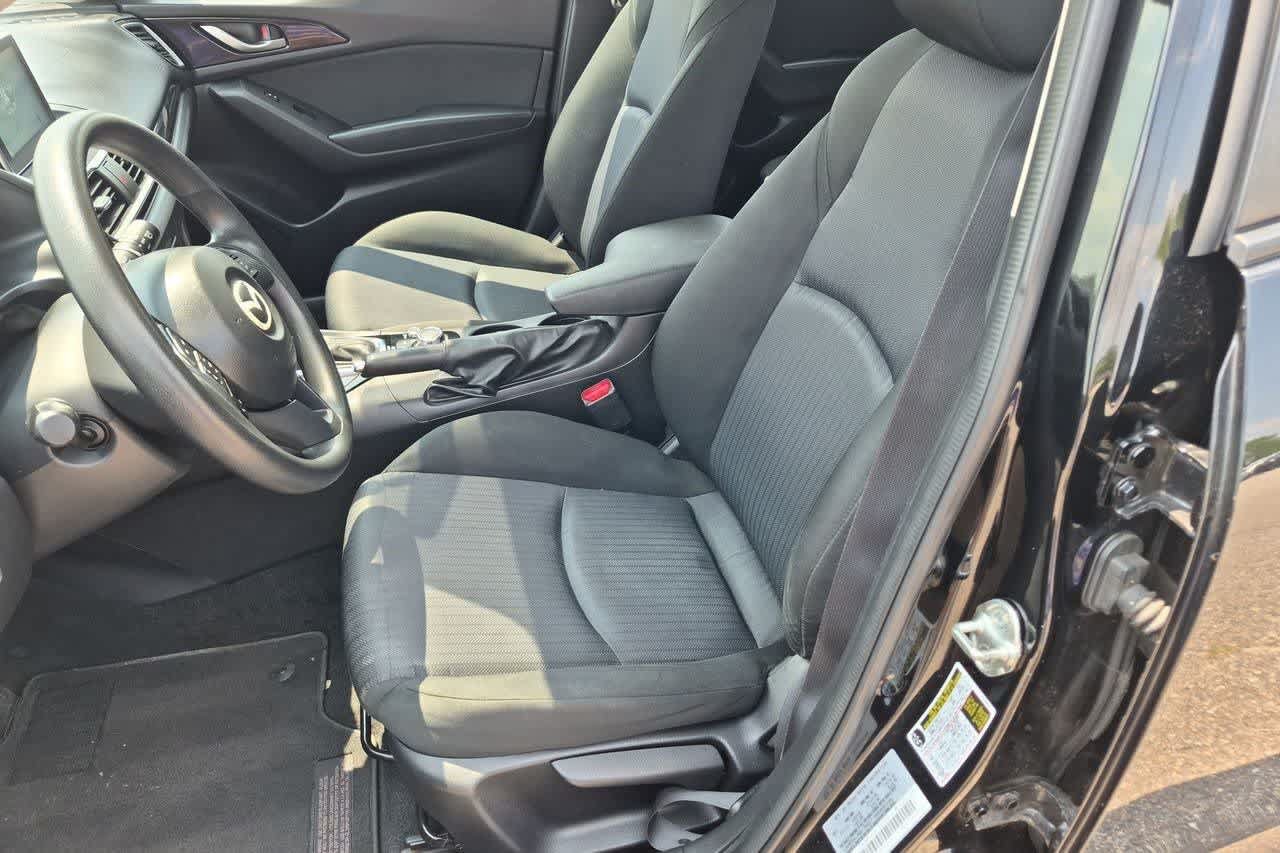 Used 2015 MAZDA MAZDA3 i Sport FWD image 16