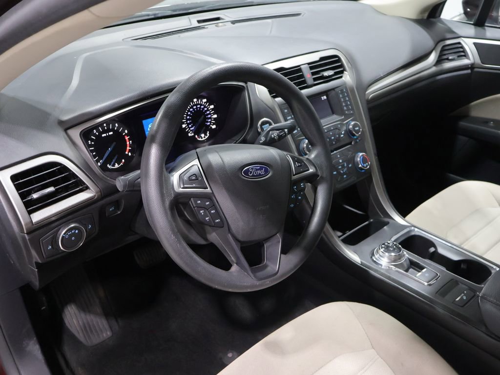 Used 2017 Ford Fusion S FWD image 14