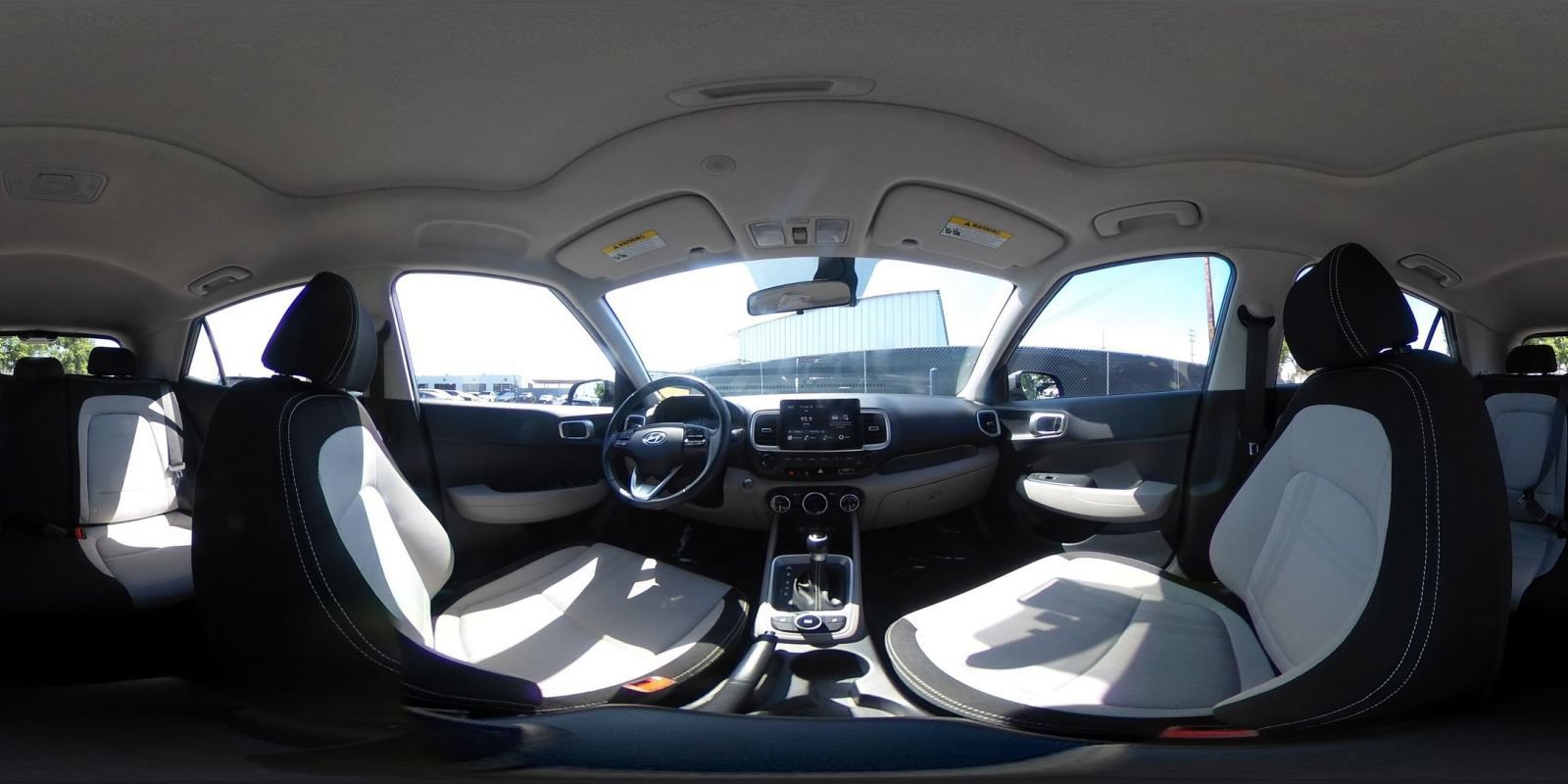 Used 2026 Hyundai Venue SEL FWD image 43