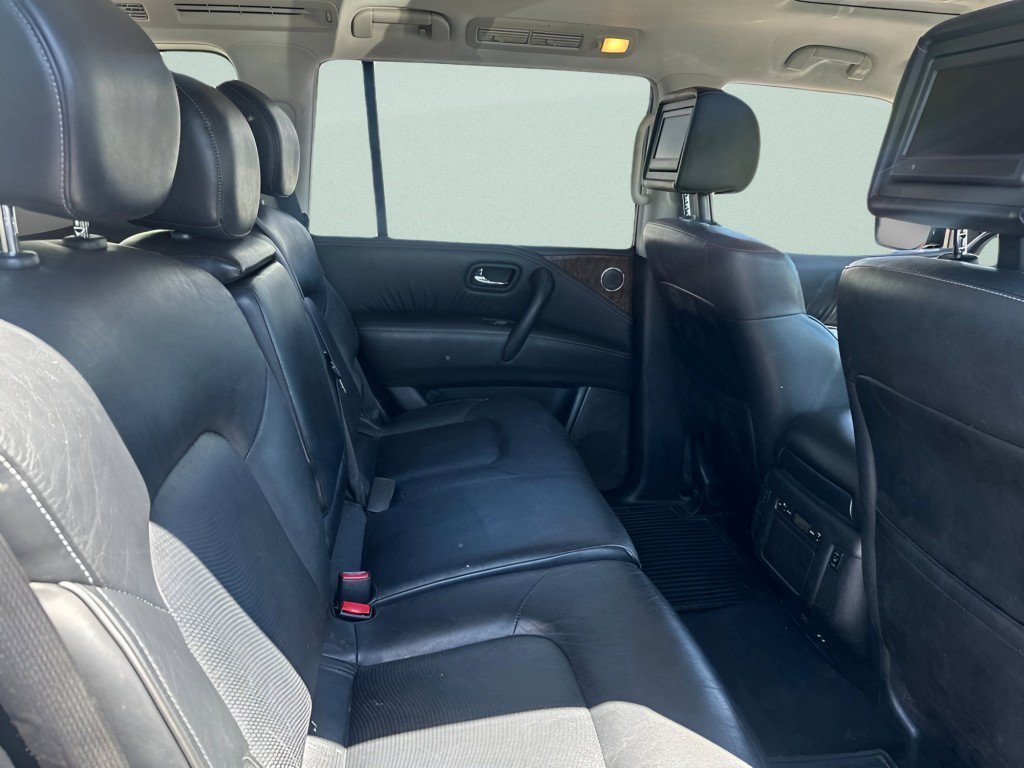 Used 2015 INFINITI QX80 4WD w/ 22" Wheel Package image 13
