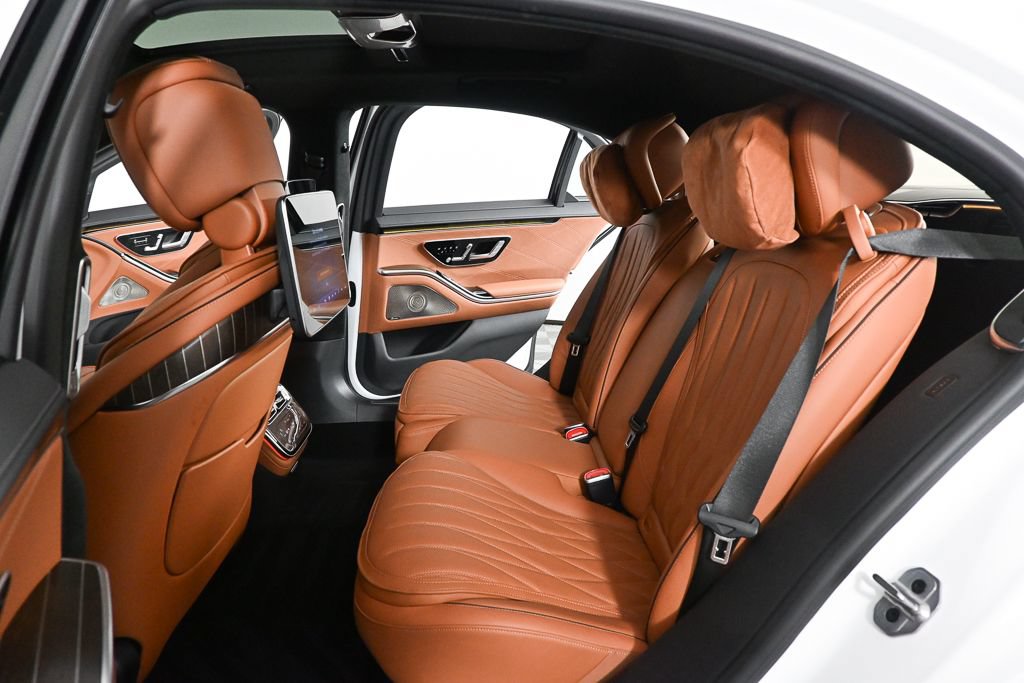 Certified 2024 Mercedes-Benz S 63 AMG S w/ Rear Seat Package image 18