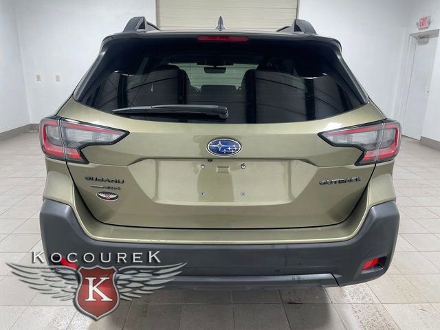 Used 2025 Subaru Outback Onyx Edition image 5