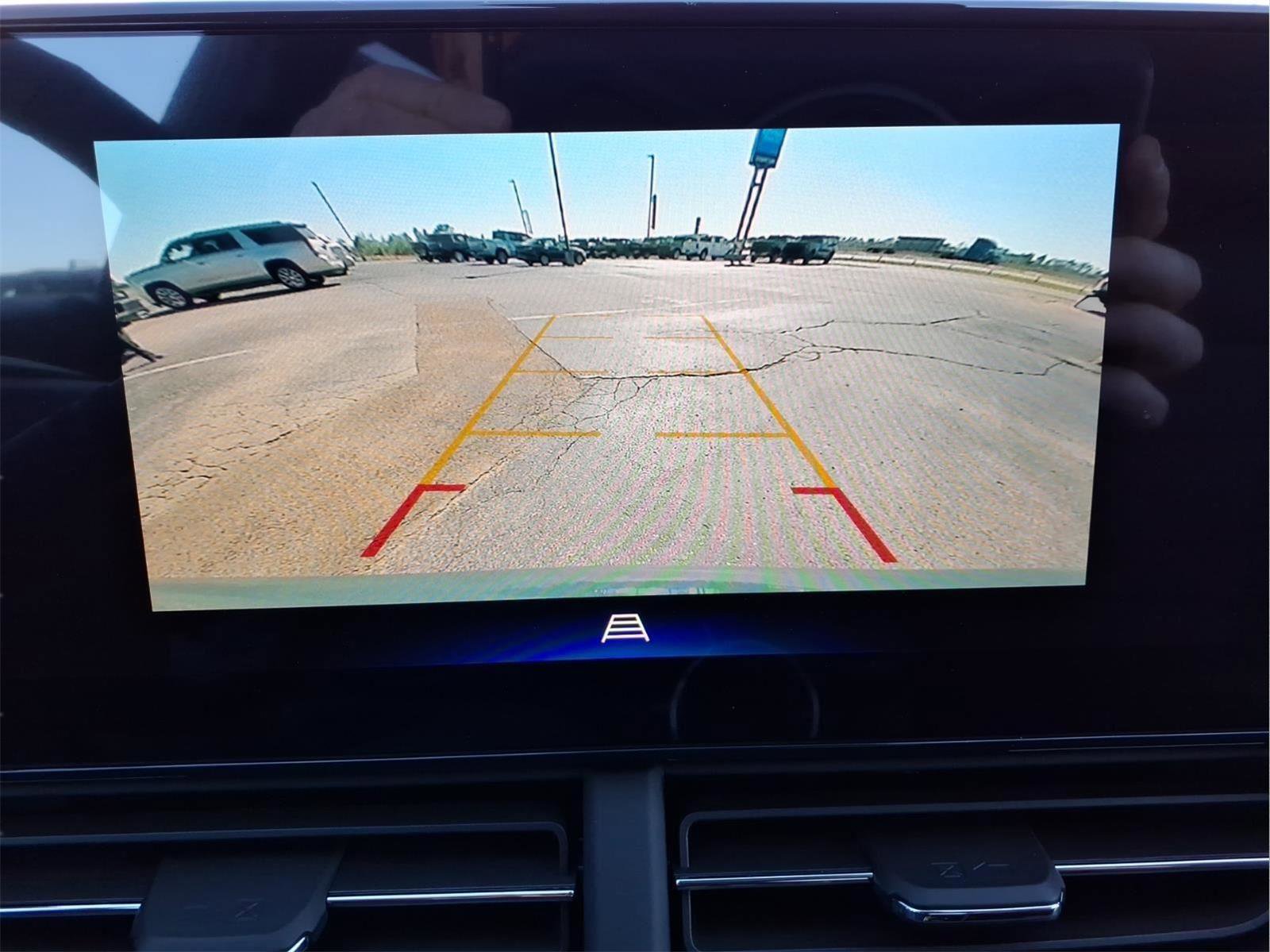 New 2026 Chevrolet Trax LT image 23