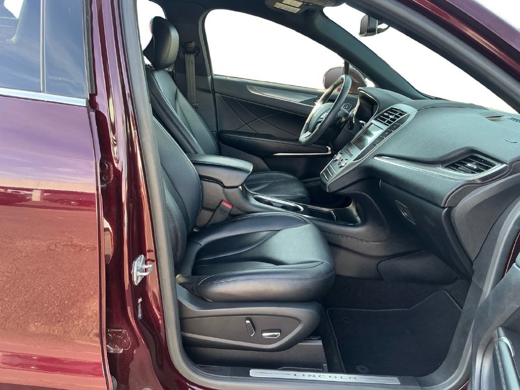 Certified 2019 Lincoln MKC Premiere FWD image 22