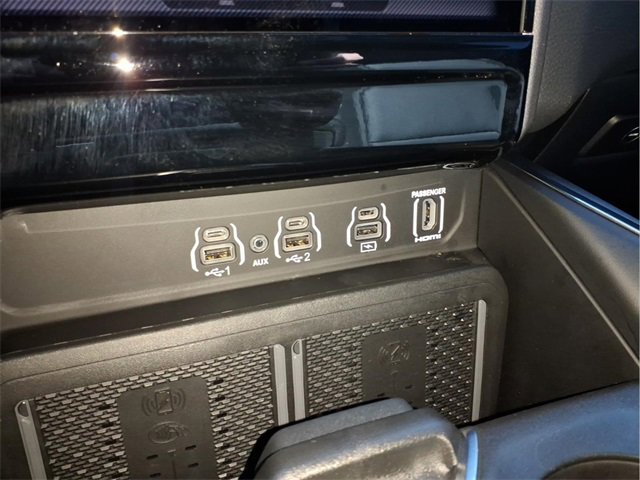 Used 2026 RAM 1500 Laramie w/ Night Edition image 21