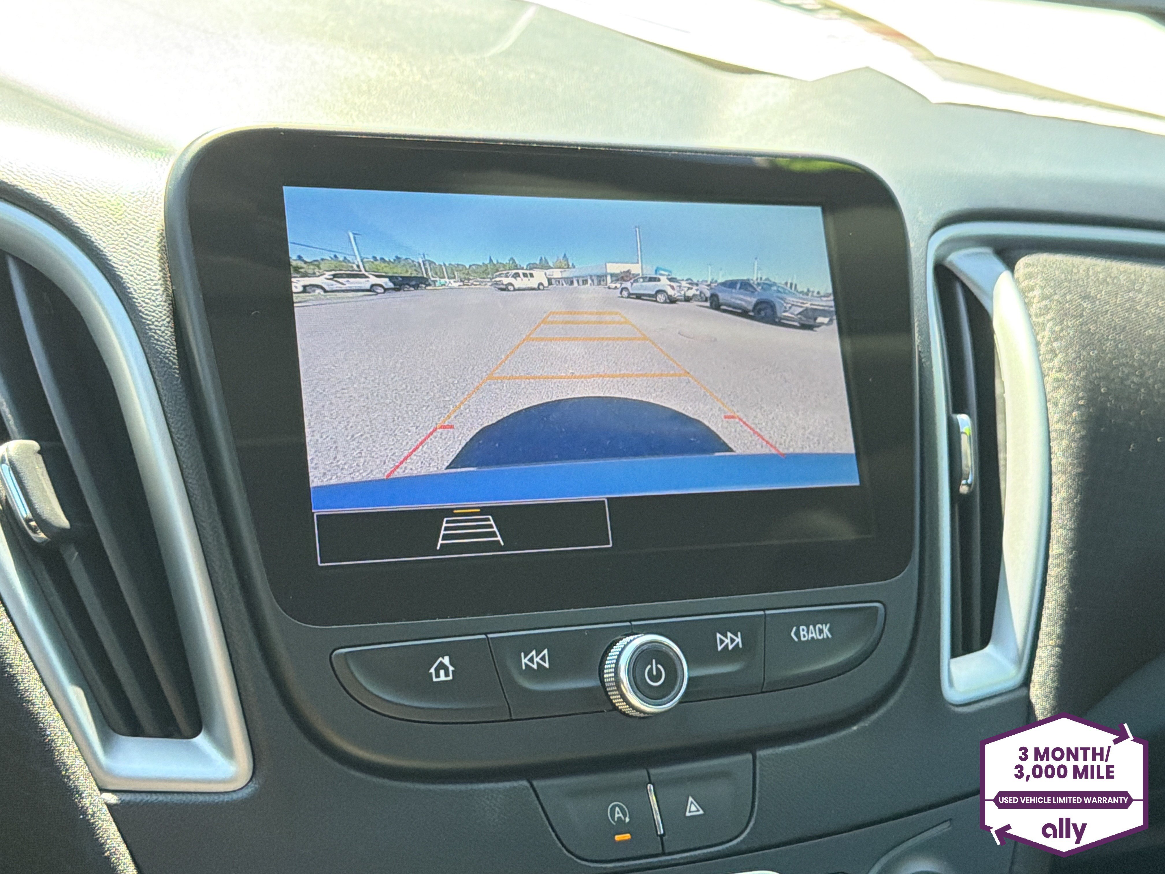 Used 2024 Chevrolet Malibu LT FWD image 22