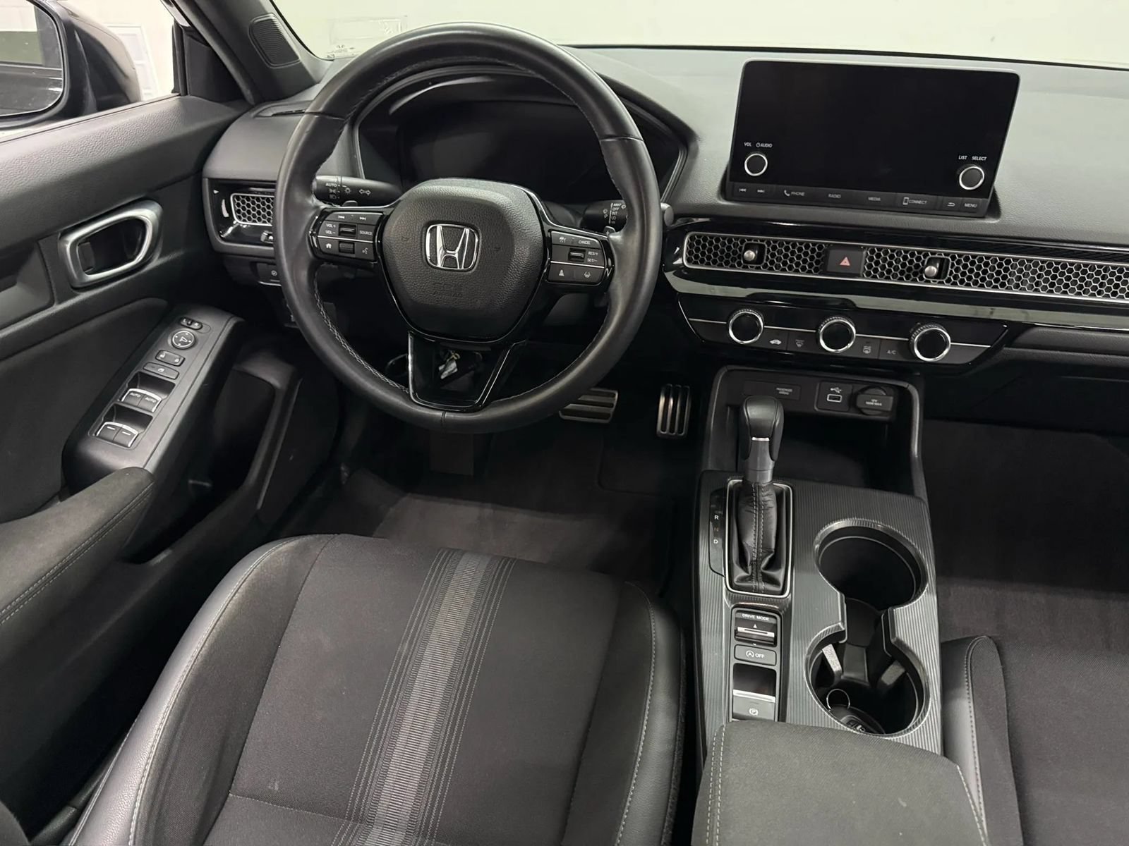 Used 2024 Honda Civic Sport image 11