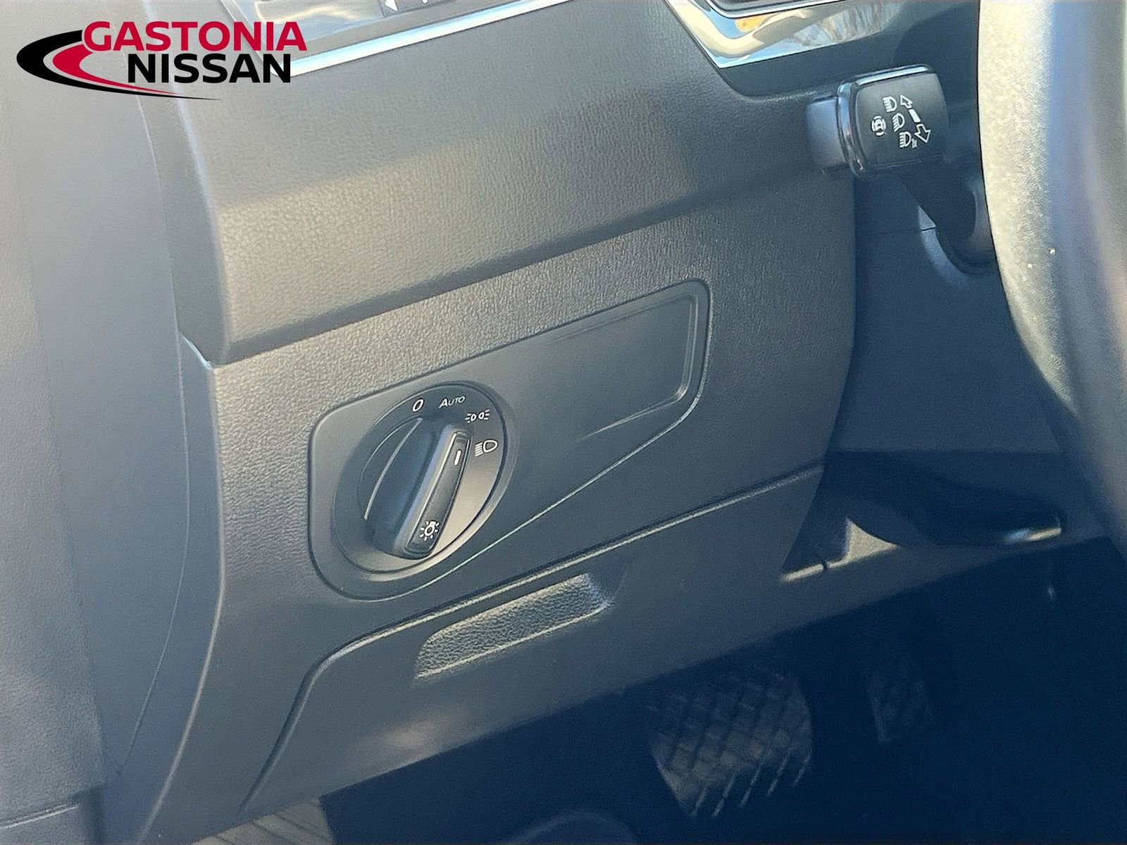 Used 2024 Volkswagen Tiguan S image 13