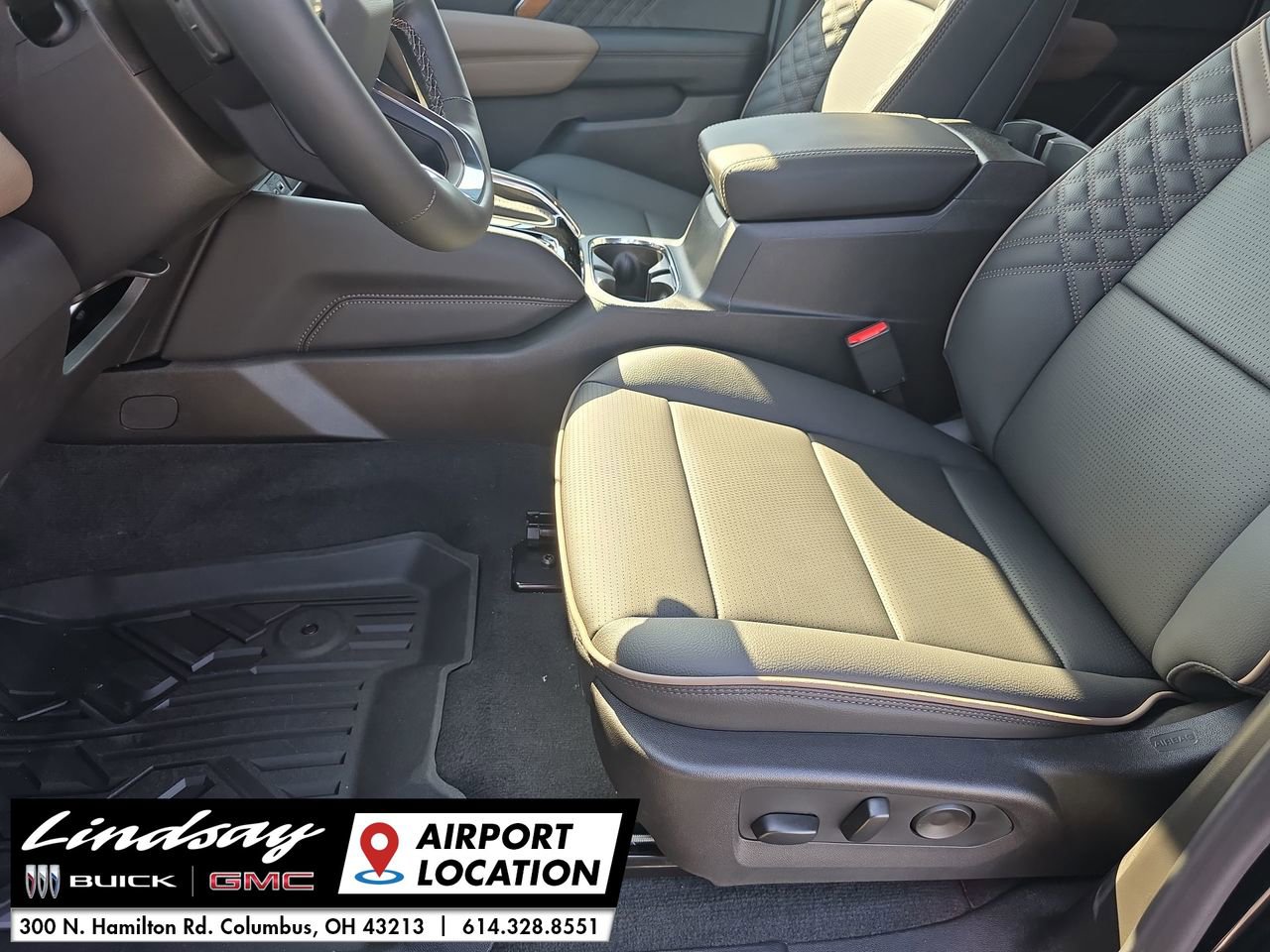 New 2025 GMC Canyon Denali w/ LPO, Denali Black Edition image 19