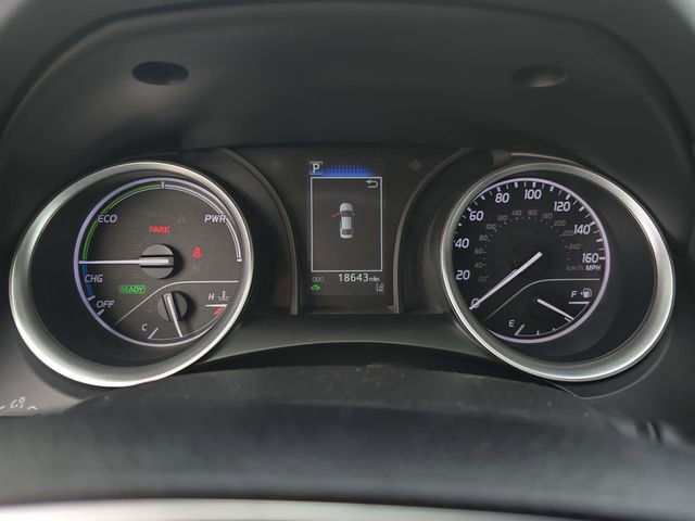 Used 2021 Toyota Camry LE image 18