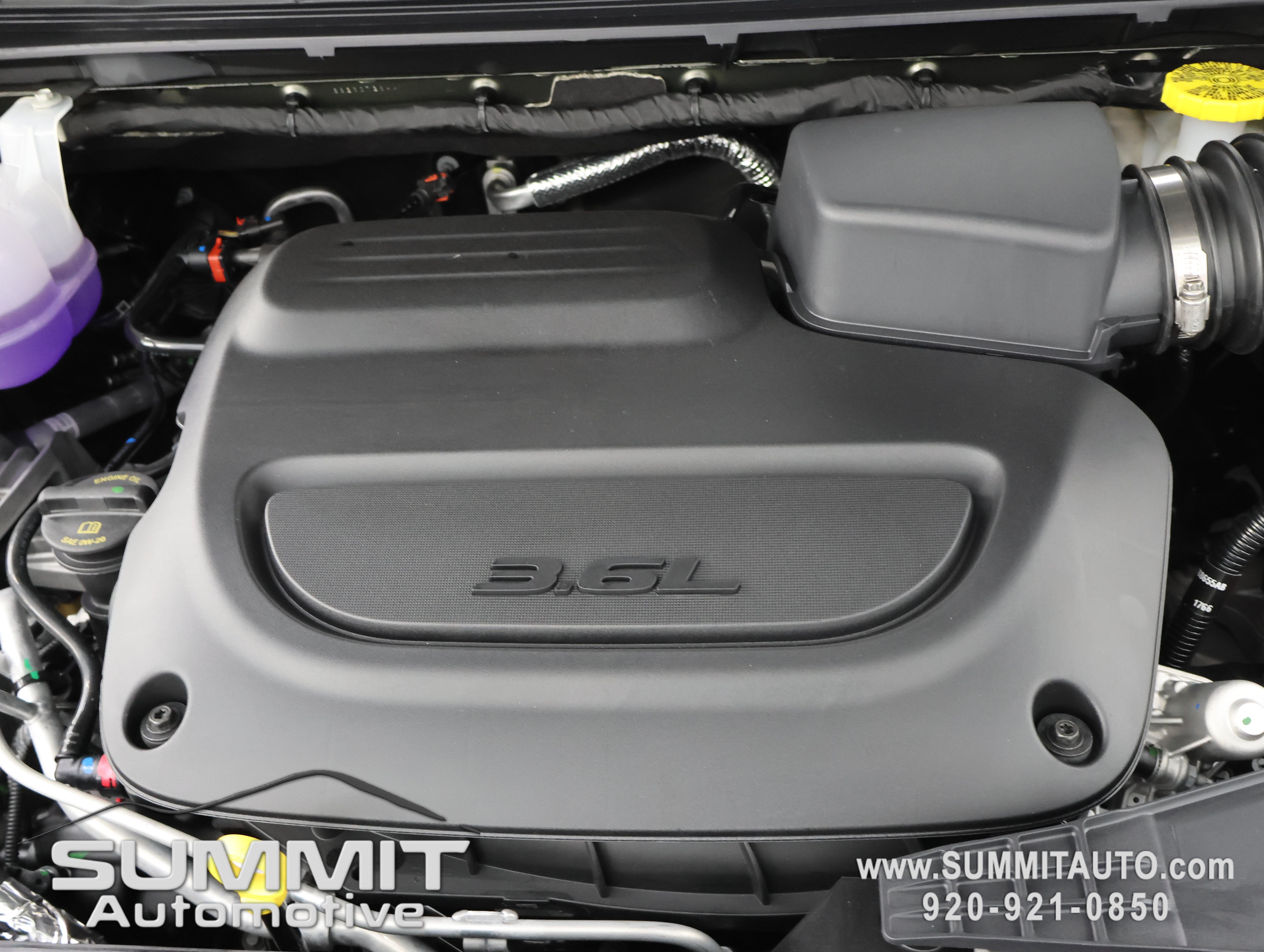New 2027 Chrysler Pacifica Pinnacle w/ Theater Group AWD/4WD image 25