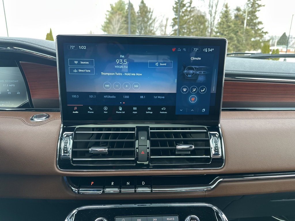 Used 2022 Lincoln Navigator Reserve image 13