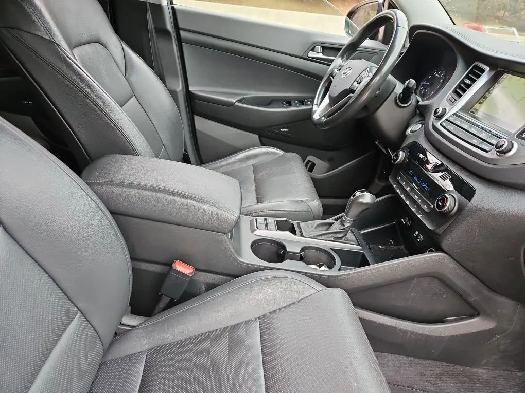 Used 2017 Hyundai Tucson SE Plus image 5