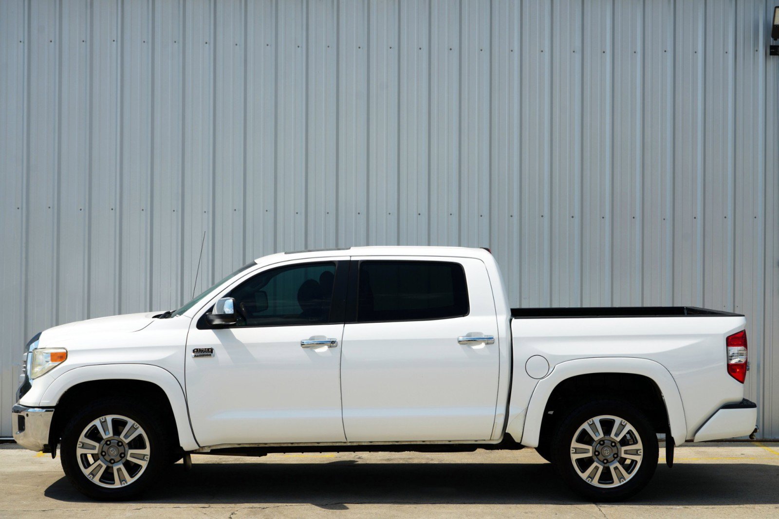 Used 2015 Toyota Tundra 1794 Edition image 7
